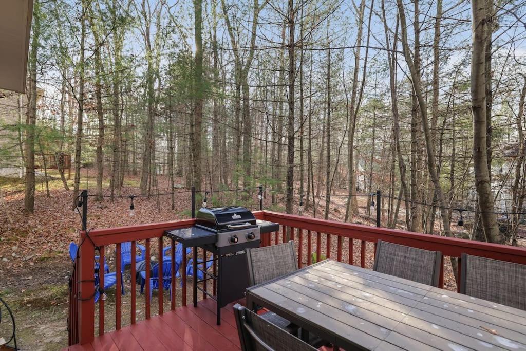 15 Min To Resorts, Dog Friendly, Cozy 3 Bedroom Game Area & Fire Pit Holiday home East Stroudsburg