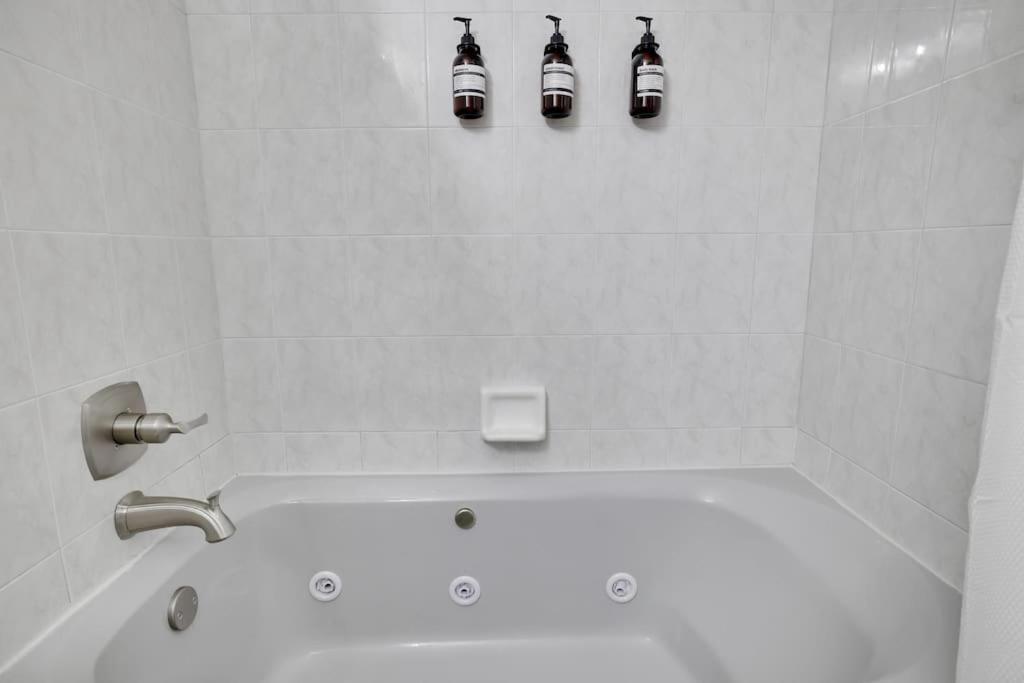 15 Min To Resorts, Dog Friendly, Cozy 3 Bedroom Game Area & Fire Pit Holiday home *