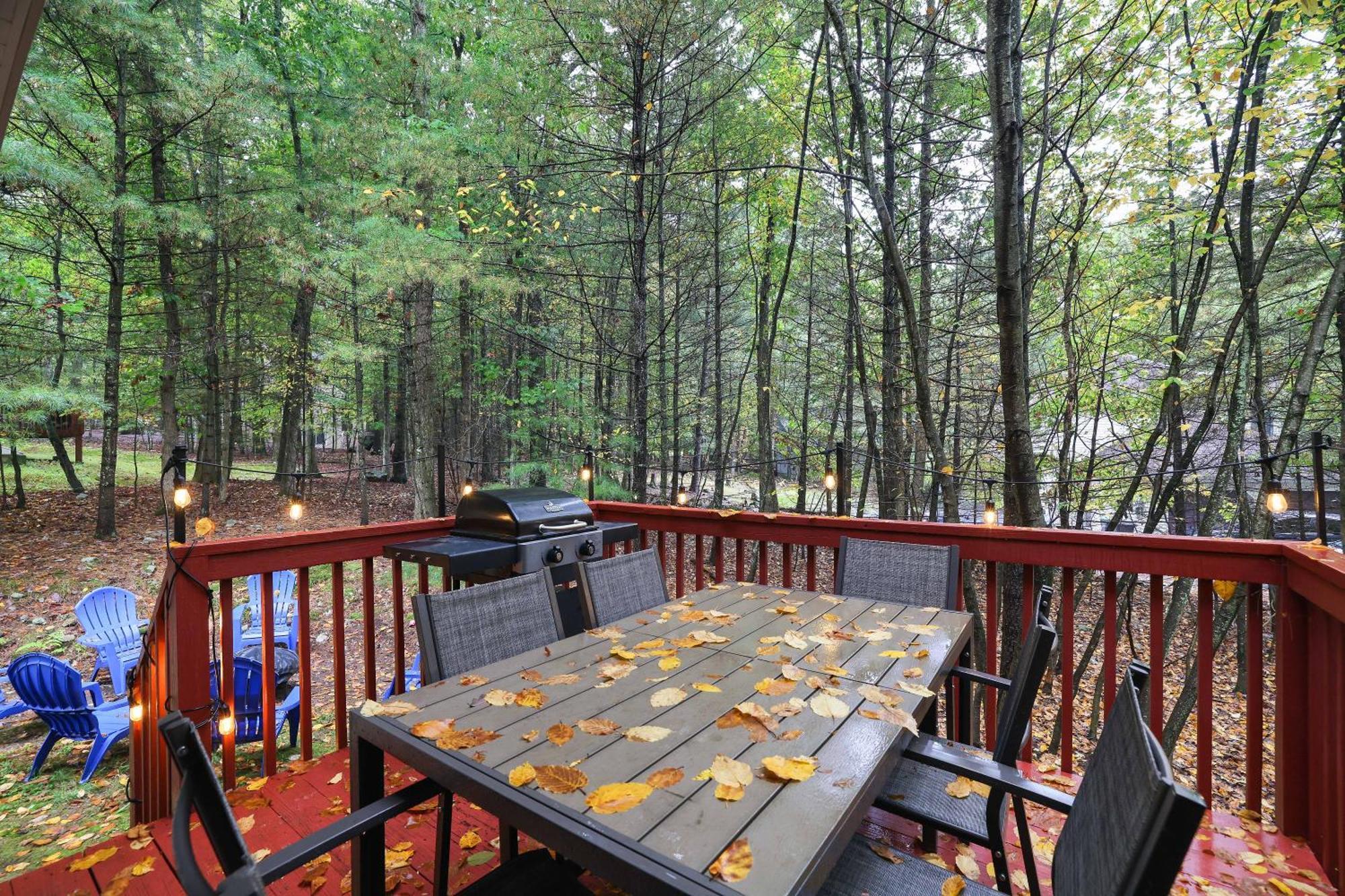 15 Min To Resorts, Dog Friendly, Cozy 3 Bedroom Game Area & Fire Pit